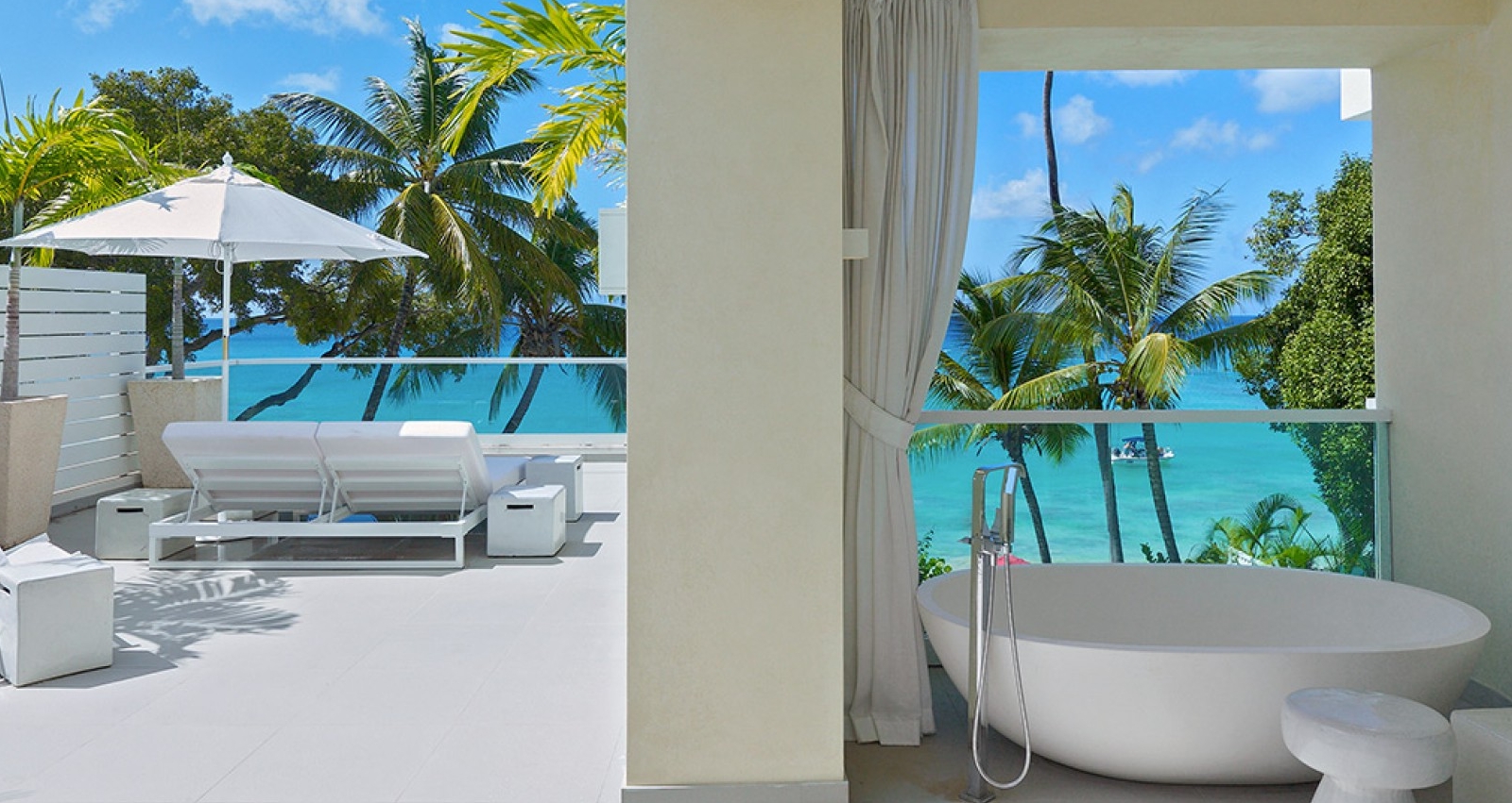 Footprints Villa Barbados - Magnificent Outdoor Bathroom