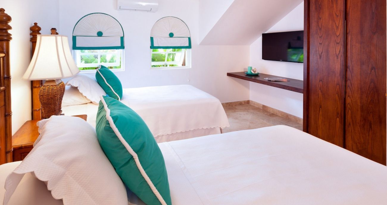 Cherry Red Barbados - Bedroom