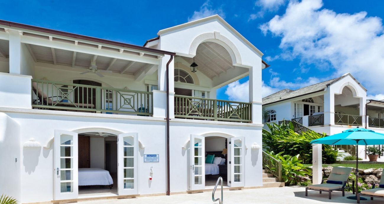 Cherry Red Barbados - Exterior