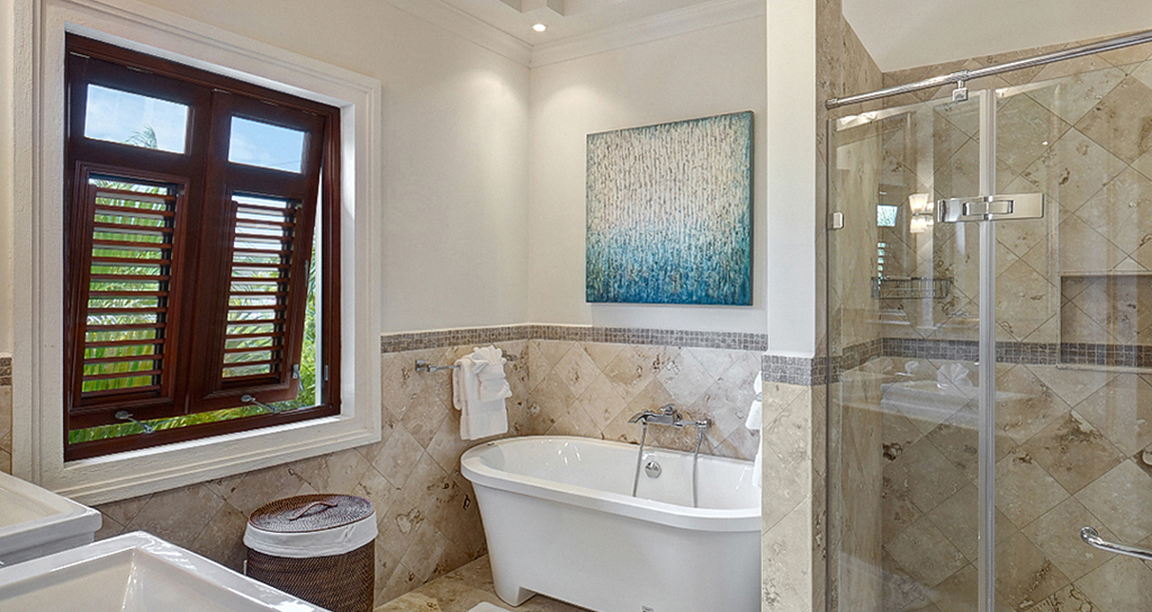 Claridges 6 - Nice Bathroom