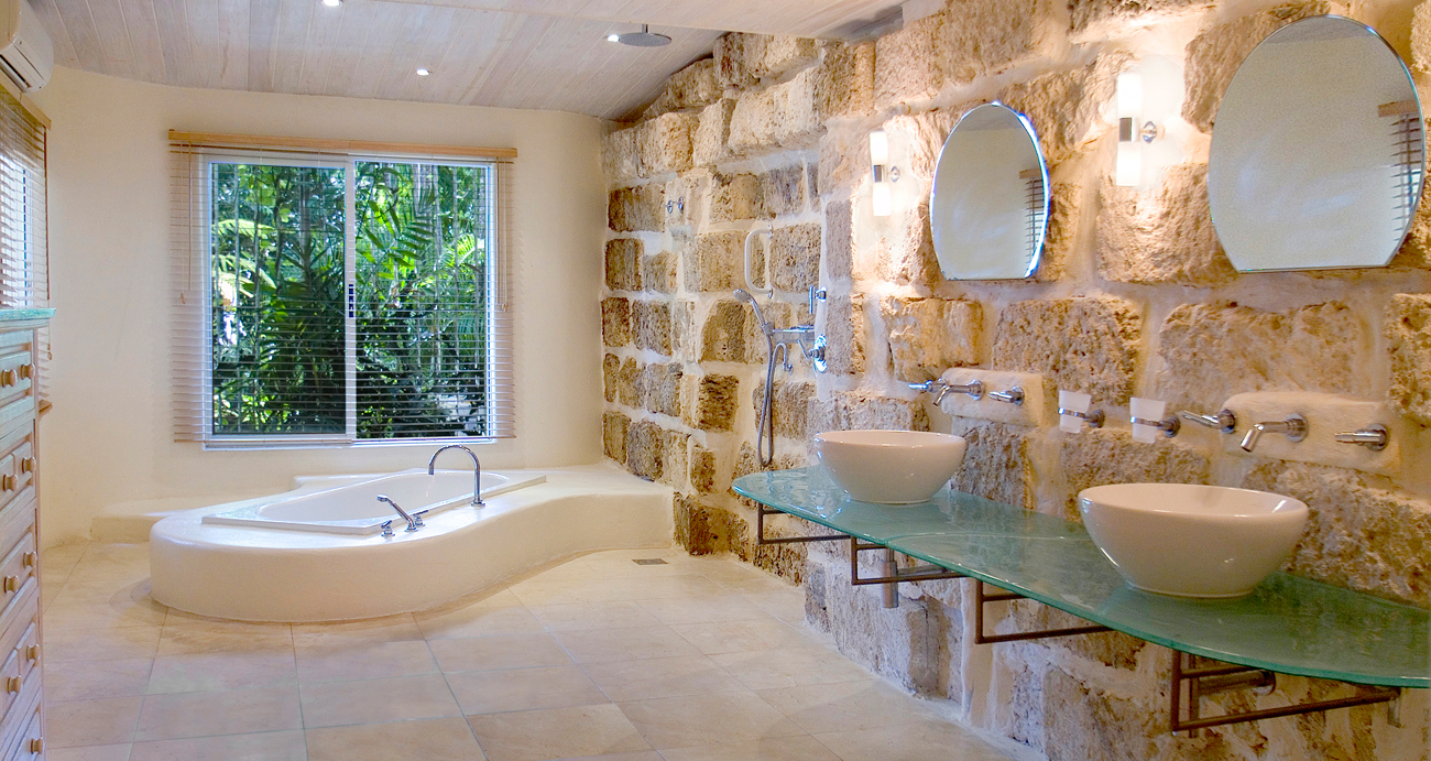 Landmark - Nice Bathroom