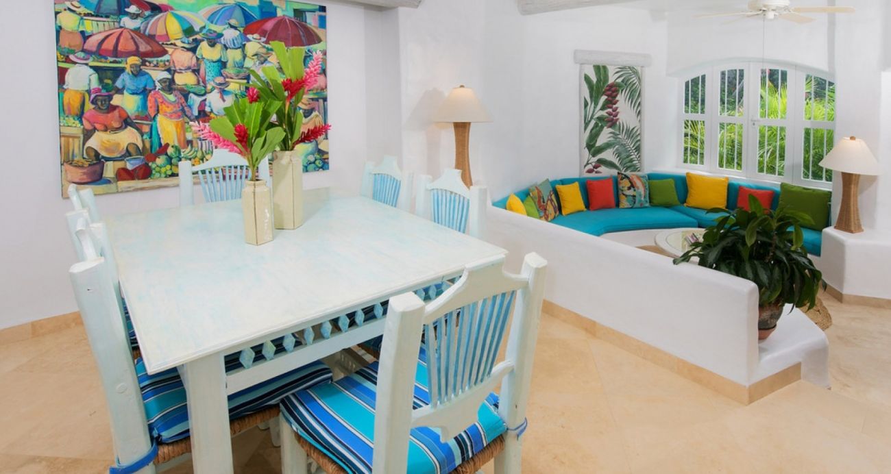 Merlin Bay Nutmeg - Open Living room and dining area